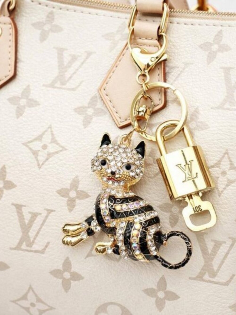 Authentic Louis Vuitton Gold Lock & Key 🔑 Bag Charm w/ Unbranded Cat Charm